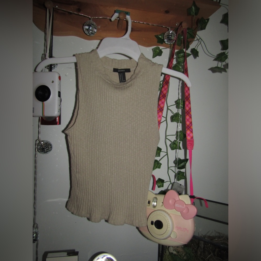 Forever 21 mock neck sleeveless top